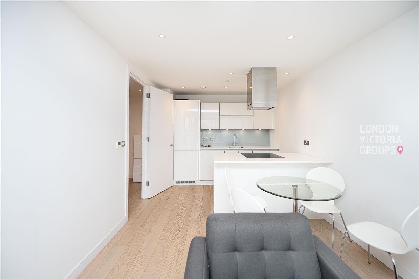 Horizons Tower, 1 Yabsley Street, London
